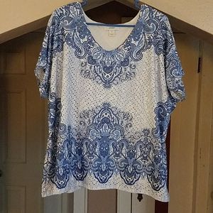 Blue and white short sleeve blouse
